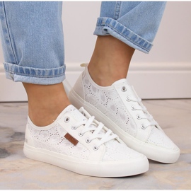 Big Star valkoiset pitsilenkkarit W274925 valkoinen 1