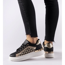 Briercliff mustat kimaltelevat tennarit 1