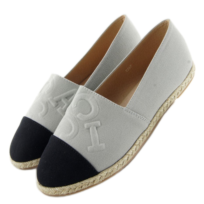 Esapdryles kohokuvioiduilla kirjaimilla T267 Harmaa musta 1