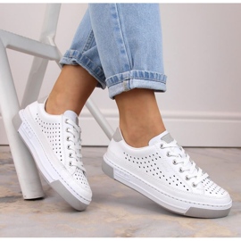 Rieker W RKR642 valkoiset harjakattoiset nahkakengät valkoinen 1