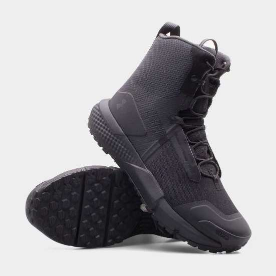 Under Armour Valsetz M 3027381-001 kengät musta 1