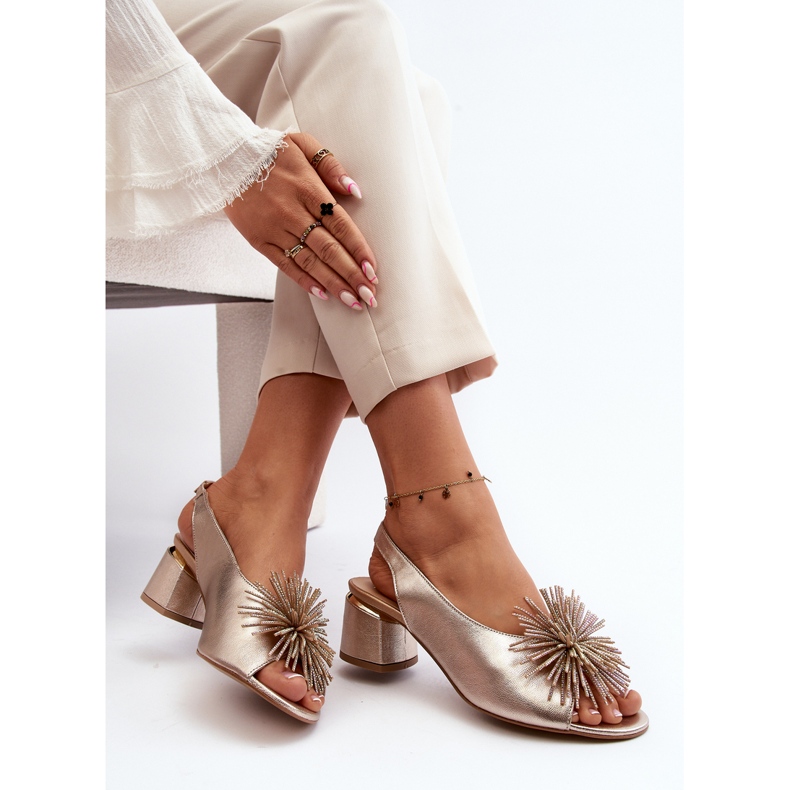 Nahkasandaalit koristeella Laura Messi 2719 kultaa kultainen 2