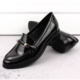 Naisten mustat patentoidut matalakorkoiset kengät Potocki SZ12065 4