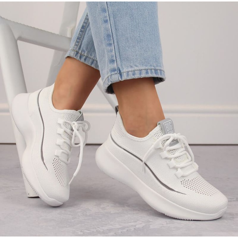 Big Star W INT1961A harjakattoiset urheilukengät, valkoiset valkoinen 1