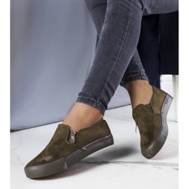 Garyn vihreät lenkkarit 1