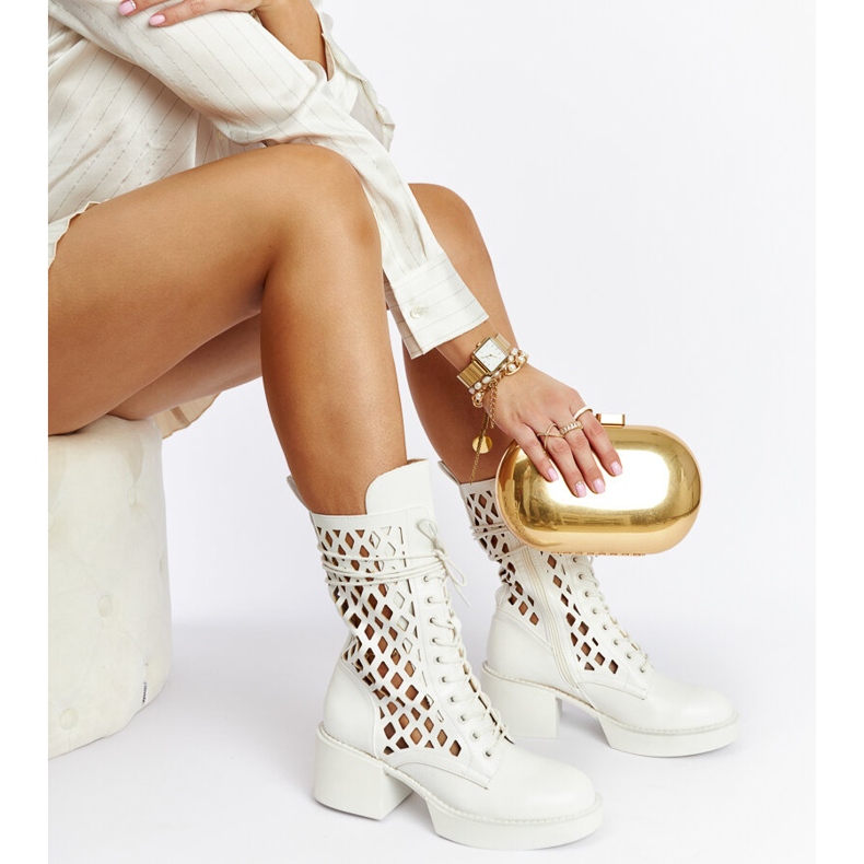 Visalia valkoiset harjakattoiset korkokengät valkoinen 1