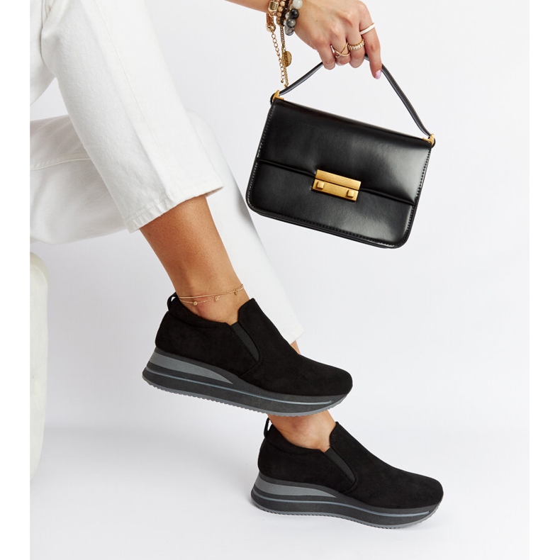 Mustat Cliffside platform tennarit 2