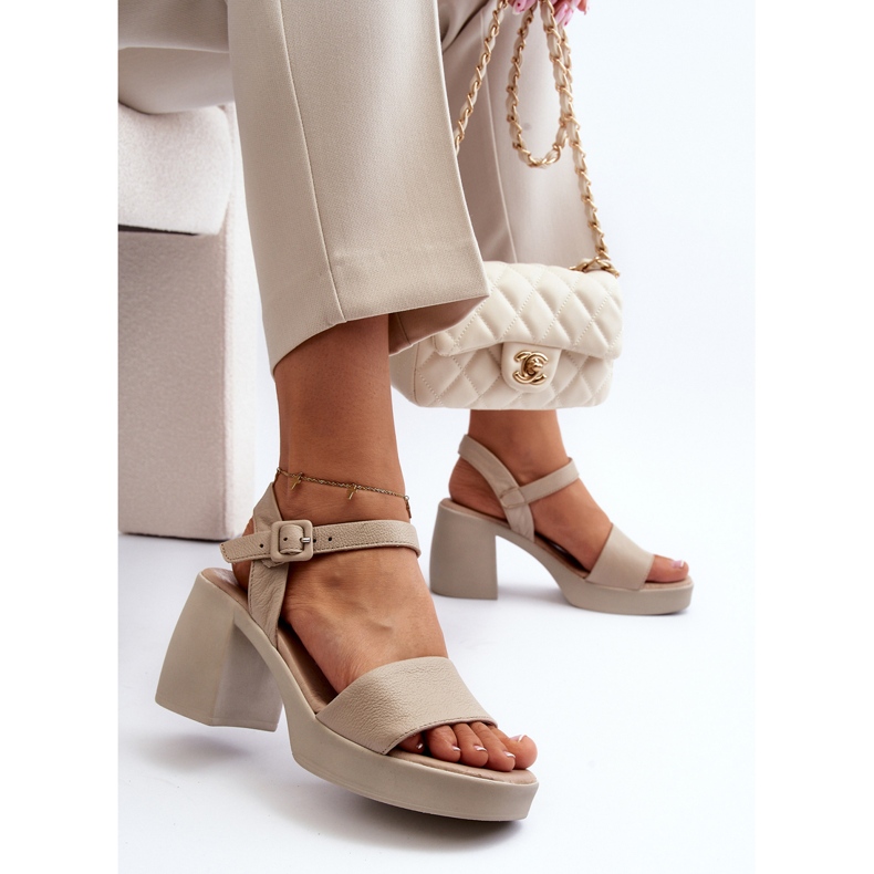 Zazoo 40386 Naisten nahkasandaalit, beige 1