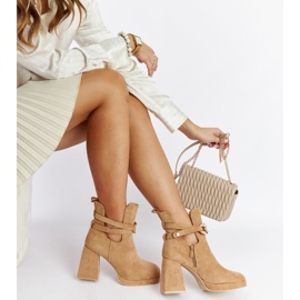 Ruskeat nilkkurit, jotka on koristeltu Elm kuutiozirkonioilla beige 1