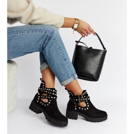 Mustat koristeelliset Thomas alustasaappaat 1