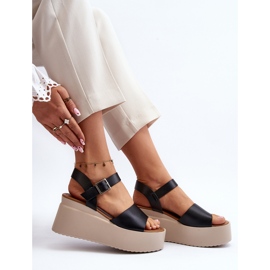 Naisten mustat kiila sandaalit Geferia 2