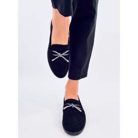 Saras Black naisten mokkanahkaiset mokasiinit musta 1