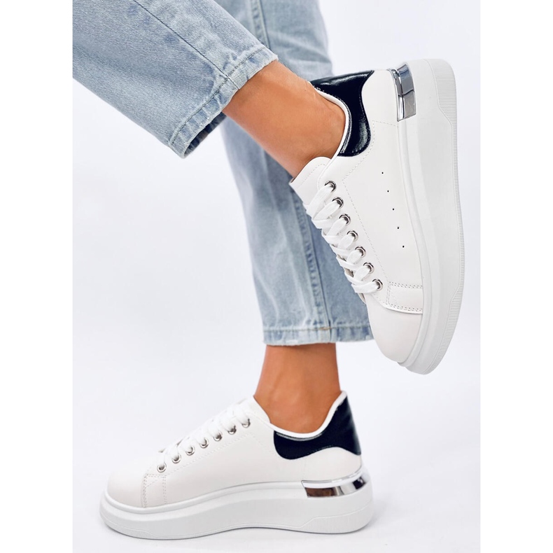 Raclei Mustat naisten tennarit valkoinen 2