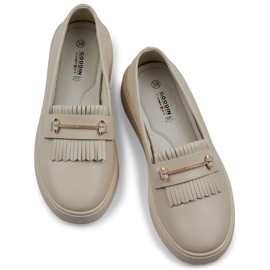 Naisten beigenväriset nahkakengät 1