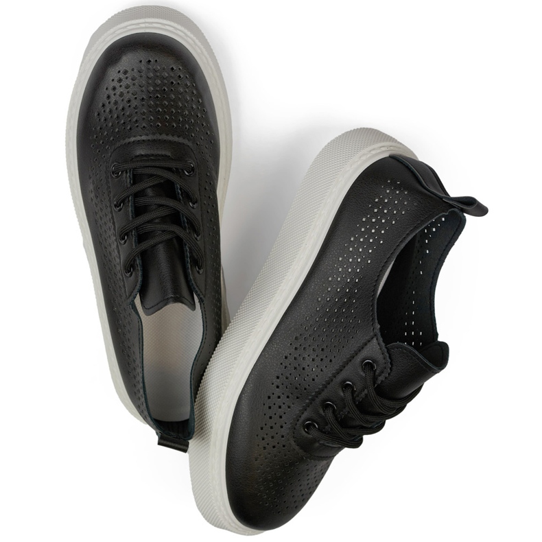 Mustat harjakattoiset naisten tennarit, joissa paksu pohja 1