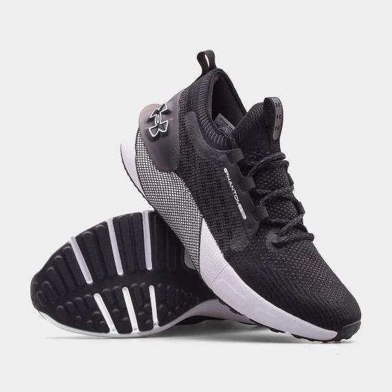 Under Armour Hovr Phantom 3 M -kengät 3026582-003 musta 1