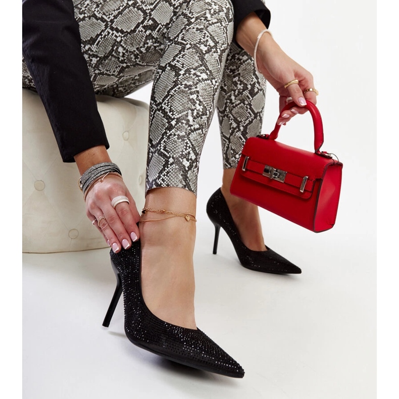 Liena mustat korkokengät 1