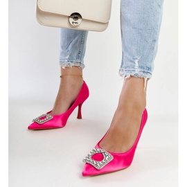 Vaaleanpunaiset korkokengät, joissa satiiniviimeistely ja Clemente strassit vaaleanpunainen 1