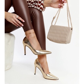 Viinikultaiset patenttikorkokengät kultainen 1