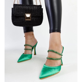 Raffaelinan vihreät korkeakorkoiset varvastossut 1