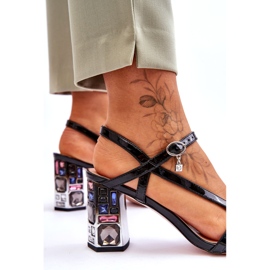 S.Barski Lakatut sandaalit koristeellisella nappulalla D&amp;A CR-232 musta 4