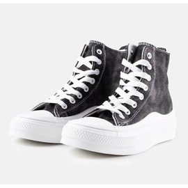 Mustat Frederick alustan lenkkarit 1