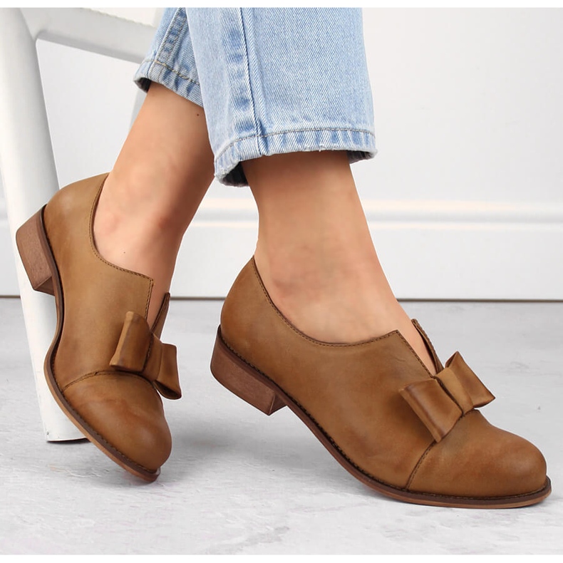 Ruskeat naisten nahkaiset nahkakengät Dolce Pietrolta 1