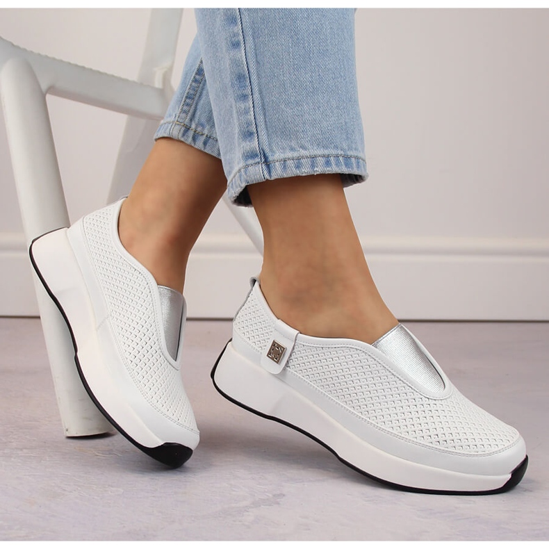 Nahkaiset mukavat naisten urheilukengät, valkoinen, T.Sokolski 456 2