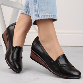 Naisten mustat kiilakengät Potocki SZ12345 1