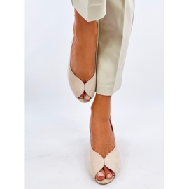 Venus Beige korkeakorkoiset sandaalit 1