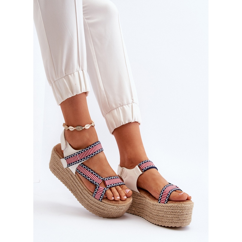 Naisten sandaalit punottu massiivipohja, valkoinen Luminea 1
