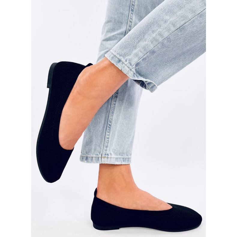 Cavaday Black sukkabaleriinat musta 2