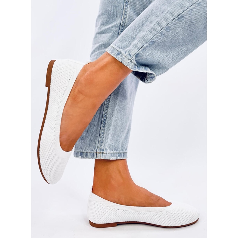 Cavaday White sukkabaleriinat valkoinen 2