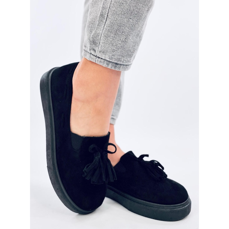 Krauss Mustat tupsuhousut 2