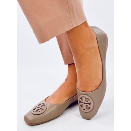 Irvina Khaki tyylikkäät balettiasunnot beige 2