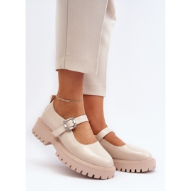 Naisten kiiltonahkakengät koristesoljella, beige Lindnessa 2