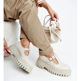 Karino beige nahkakengät 1