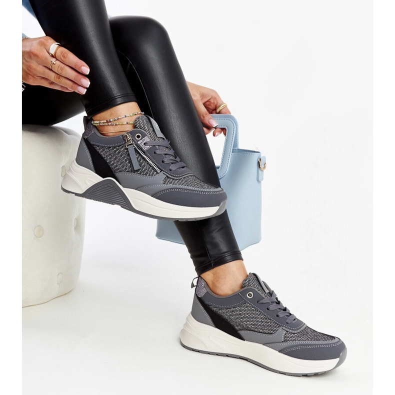 Harmaat kiiltävät tennarit Makda-alustalla 2