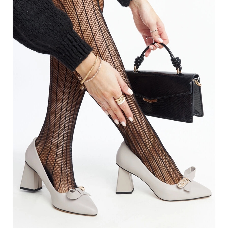 Vincezan harmaat nahkaiset korkokengät 1