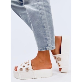 Seastar Paksupohjaiset varvastossut, joissa Lancaster White -nalle valkoinen 2