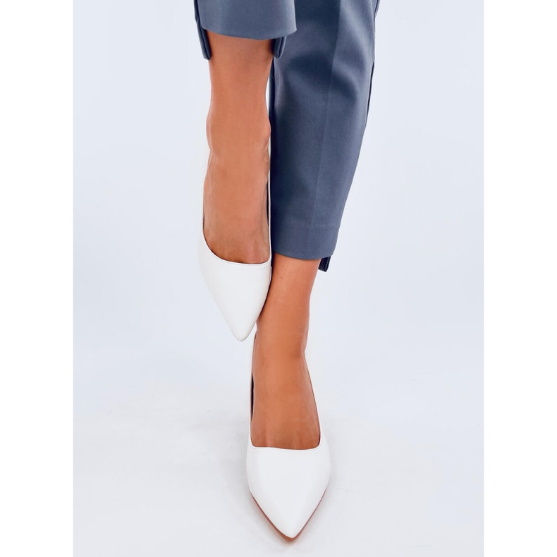 Greave White matalakorkoiset pumput valkoinen 1