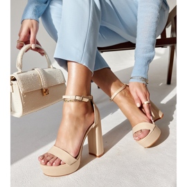 Sille beige korkokengät sandaalit 2