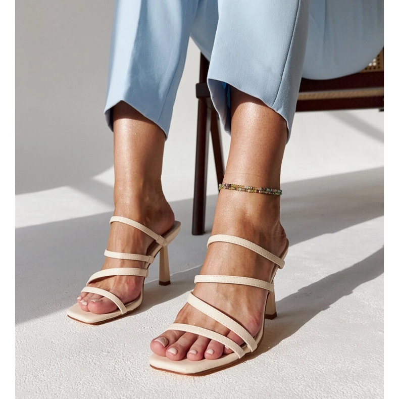 Vaaleanbeige Semira korkokengät varvastossut 1