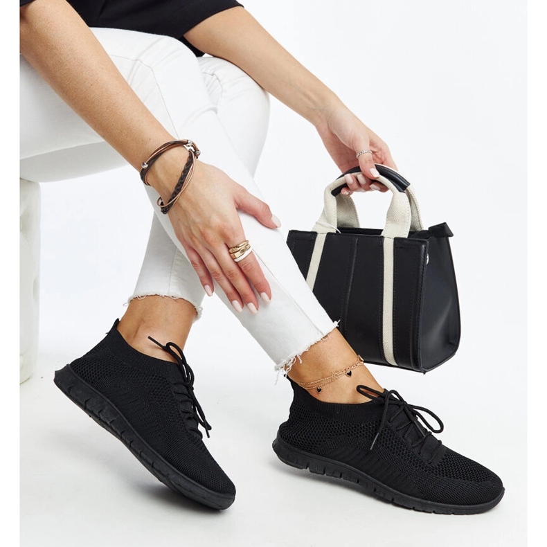 Zahira mustat kangaslenkkarit 1