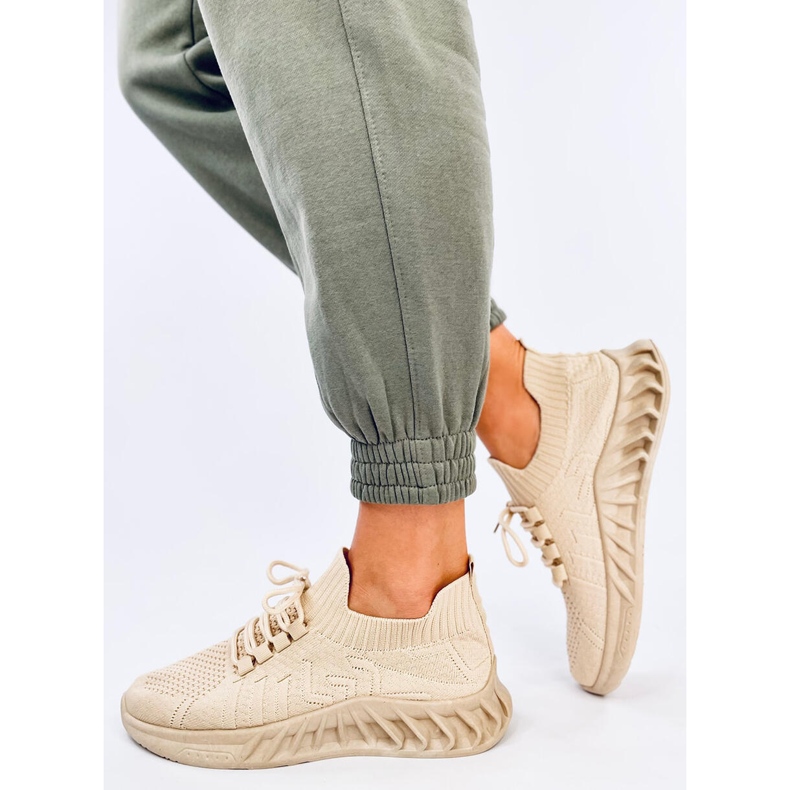 Neam Beige urheilukengät 2