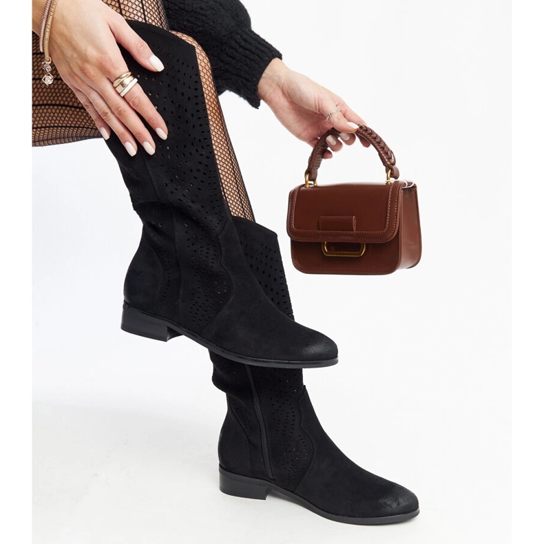 Vincezan mustat harjakattoiset nahkasaappaat 1