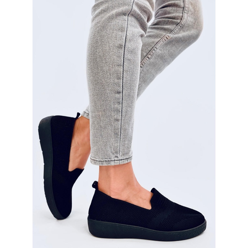 Combe Black -lenkkarit musta 2