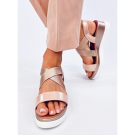 Caden Champagne kiila sandaalit vaaleanpunainen 1