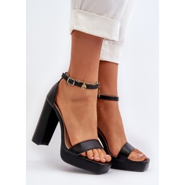 Mustat Trewenna korkeakorkoiset sandaalit 2