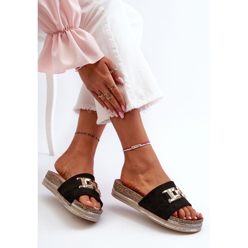 FK1 Naisten varvastossut koristeellisella alustalla, musta Vapireta 1